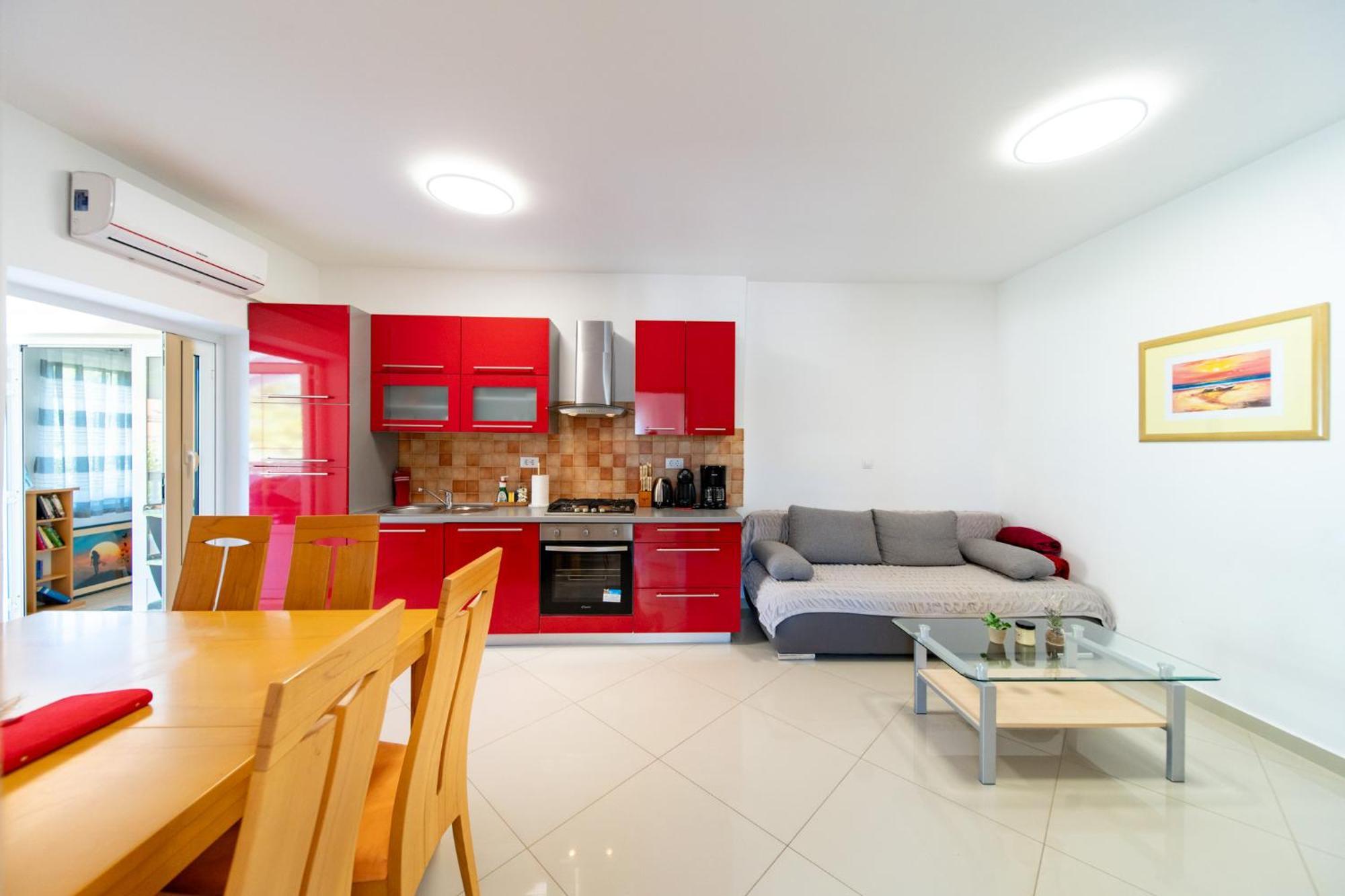 Foric Apartments With Outdoor Heated Pool Rab Town Zewnętrze zdjęcie
