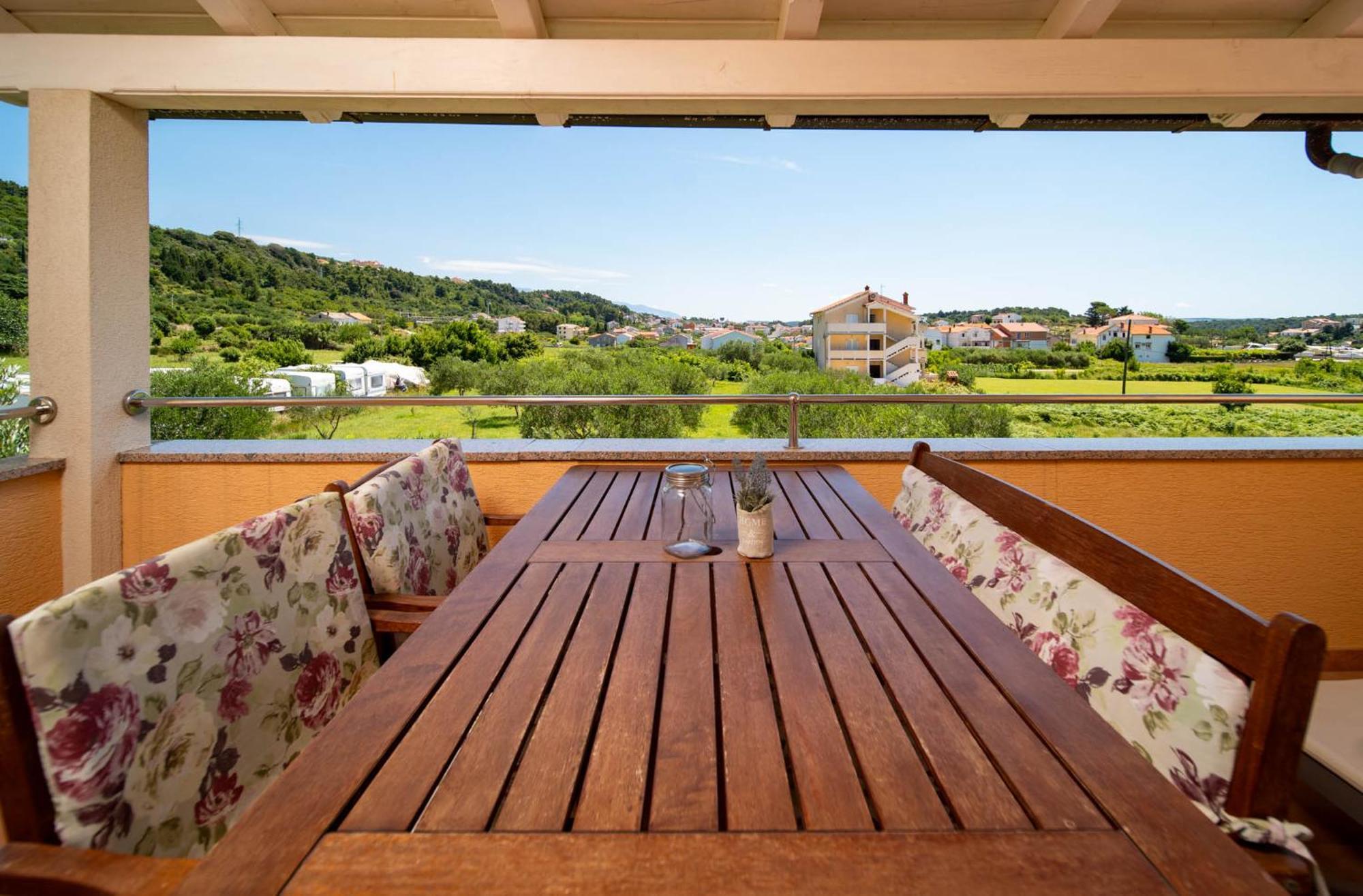 Foric Apartments With Outdoor Heated Pool Rab Town Zewnętrze zdjęcie